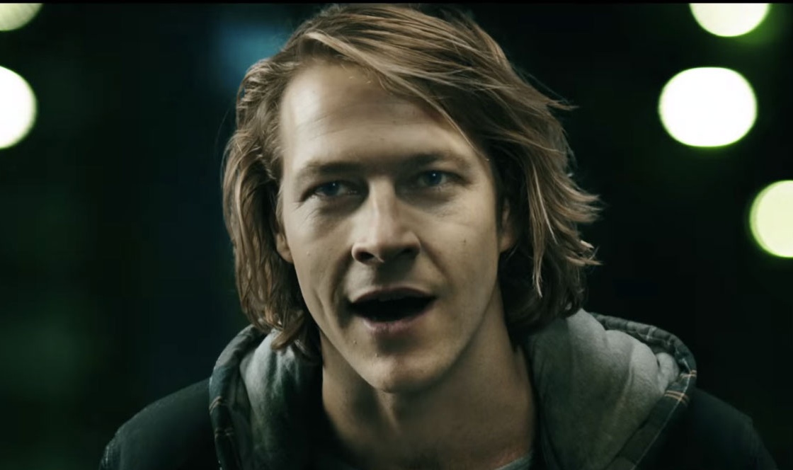 Bande-annonce explosive pour le remake de Point Break
