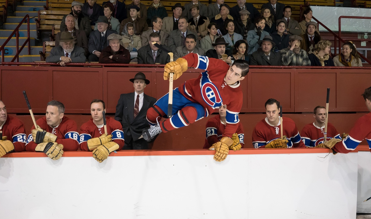 Revivez la fièvre du hockey dans la bande-annonce de la nouvelle série Béliveau