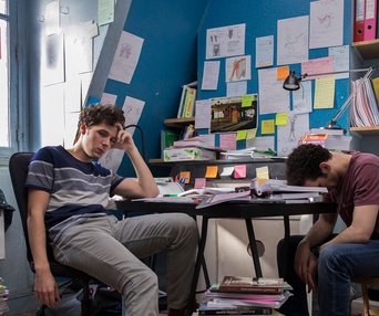Une scène du film Première année