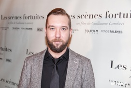 Sur le tapis rouge du film Les scènes fortuites