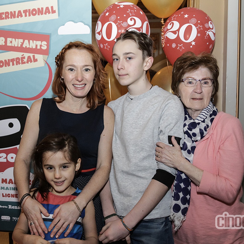 Sur le tapis rouge de la première du film Le coeur en braille