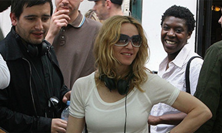 Madonna réalisera l'adaptation du roman Ade: A Love Story