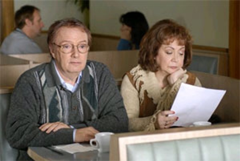 Gilbert Sicotte et Pauline Martin dans Continental , un film sans fusil