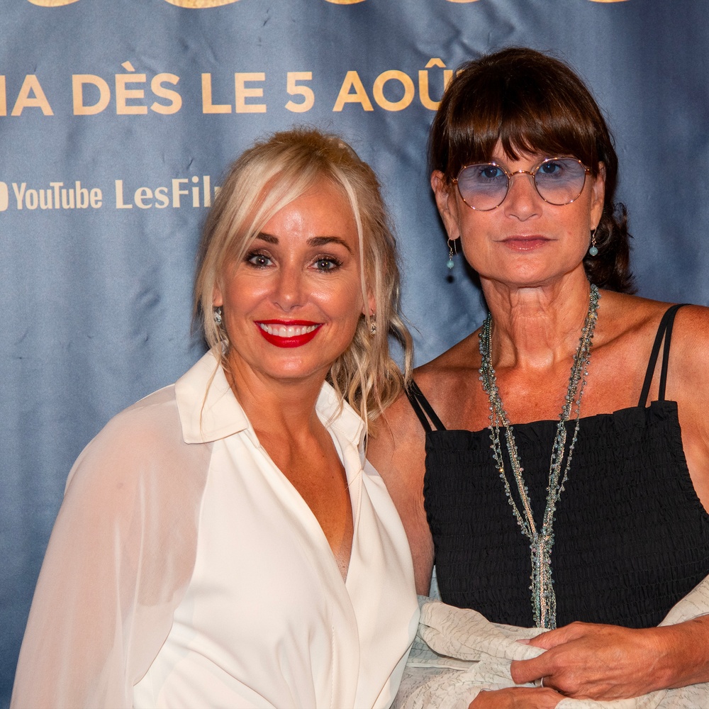 Sur le tapis rouge du film Arlette