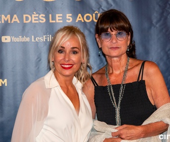 Sur le tapis rouge du film Arlette