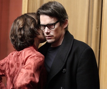 Une scène du film The Woman in the Fifth