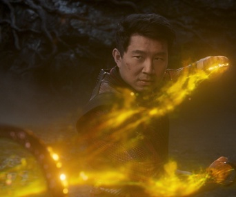 Une scène du film Shang-Chi and the Legend of the Ten Rings