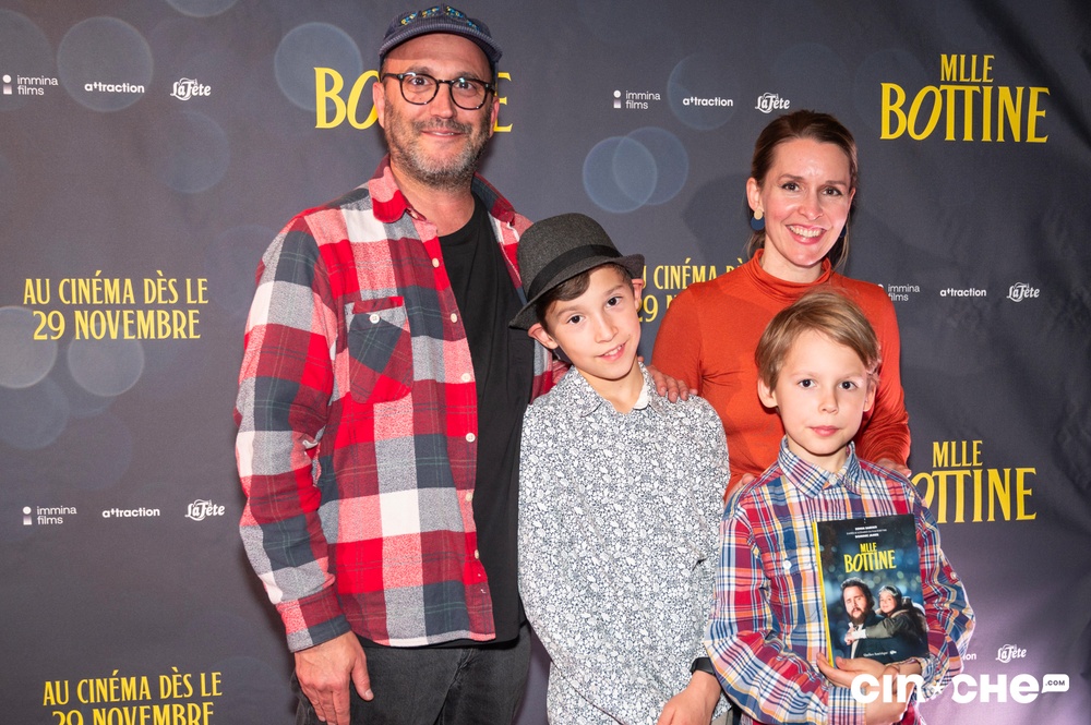 Tapis rouge du film Mlle Bottine