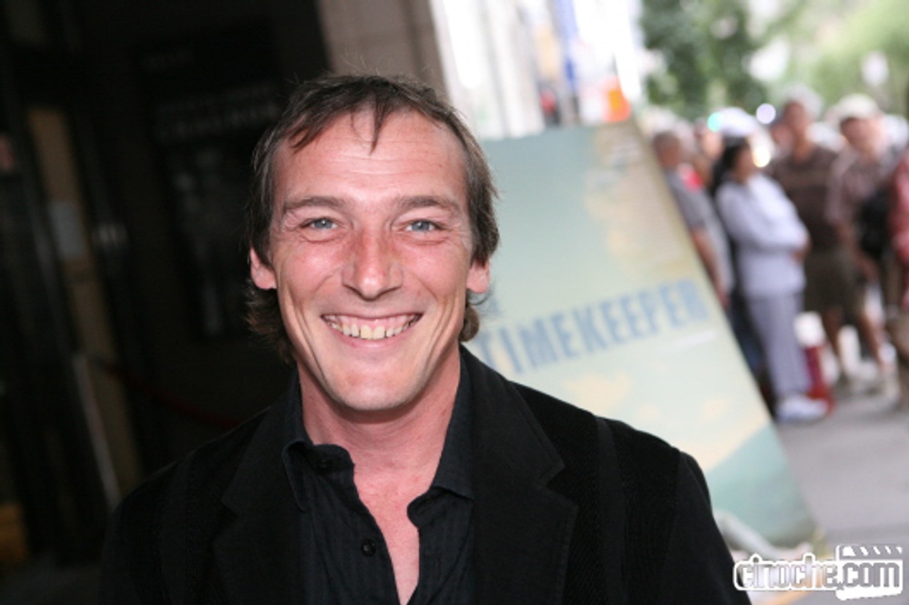 Louis Bélanger sur le tapis rouge de The Timekeeper