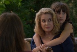 Une scène du film Elle s'en va
