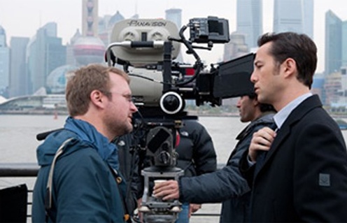 Joseph Gordon-Levitt et Rian Johnson sur la plateau de Looper