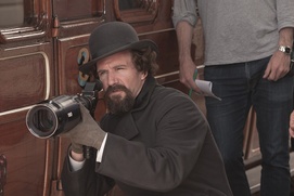 Sur le plateau du film The Invisible Woman Sur le plateau du film The Invisible Woman