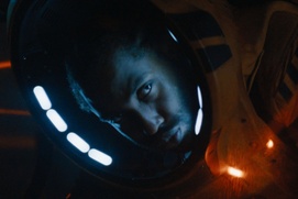 Une scène du film The Creator Une scène du film The Creator