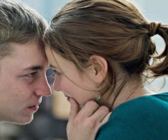 Une scène du film Qu'un seul tienne et les autres suivront