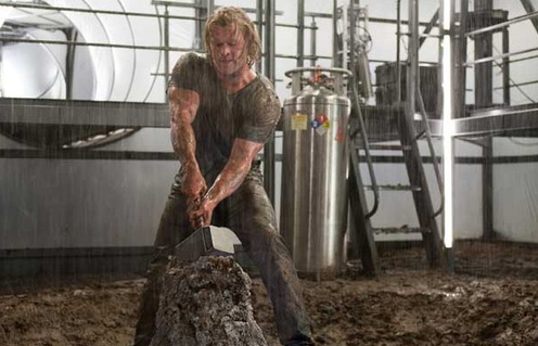 Chris Hemsworth dans Thor