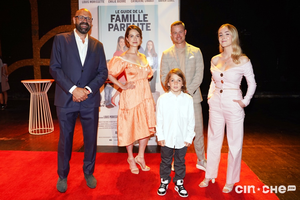 Première du film Le guide de la famille parfaite