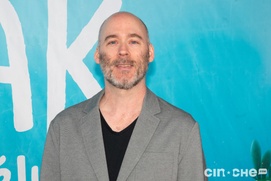 Sur le tapis rouge du film Katak, le brave béluga