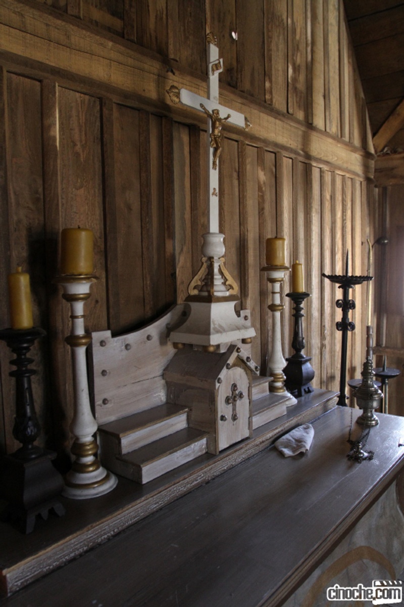 Sur le plateau de Le poil de la bête