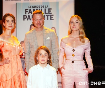 Première du film Le guide de la famille parfaite