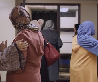 Une scène du film La Mosquée: une communauté menacée