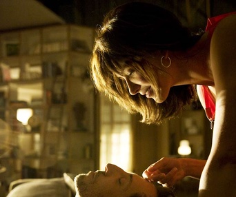 Une scène du film Un bonheur n'arrive jamais seul
