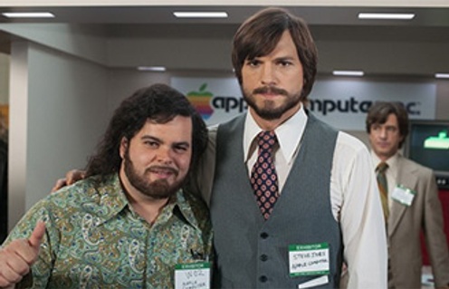 Ashton Kutcher et Josh Gad dans jOBS