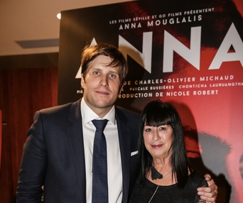 Sur le tapis rouge du film Anna