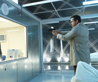 Une scène du film Selfless