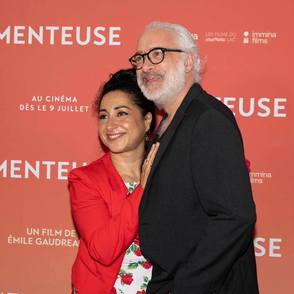 Première de Menteuse