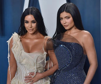 Sur le tapis rouge du party Vanity Fair des Oscars 2020