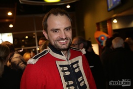 Sur le tapis rouge de Rouge sang