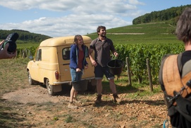 Une scène du film Retour en Bourgogne Une scène du film Retour en Bourgogne