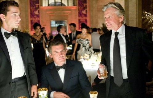 Michael Douglas, Josh Brolin et Shia LaBeouf dans le film Wall Street: Money Never Sleeps