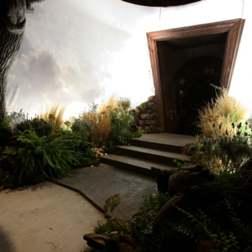 Alice in Wonderland : The Touring Exhibition