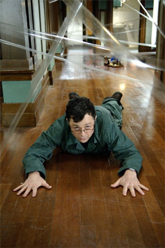 Marc Béland dans le Guide de la petite vengeance