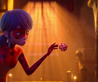 Une scène du film Miraculous: Ladybug & Cat Noir, The Movie