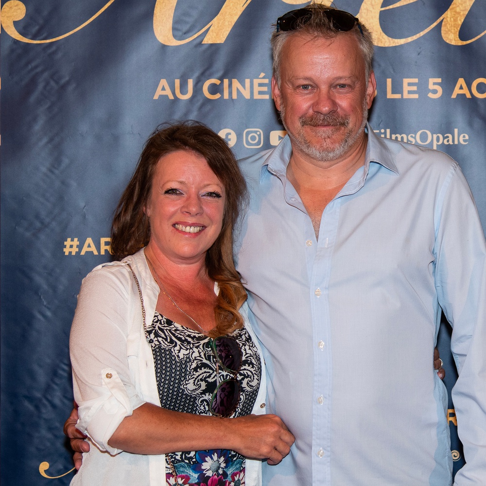 Sur le tapis rouge du film Arlette