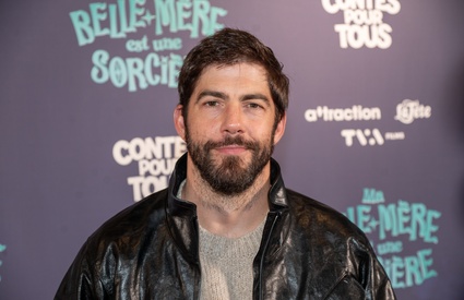 Image de l'article Pierre-Yves Cardinal pose avec ses deux filles : une magnifique famille!