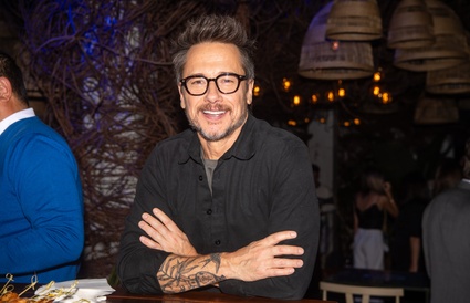 Image de l'article Tout un look pour Stéphane Rousseau lors d'une émission spéciale de «Chanteurs masqués »
