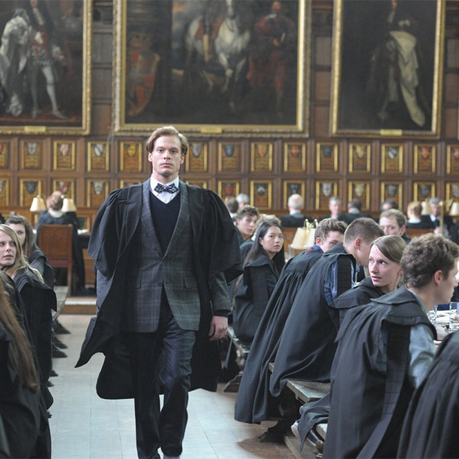 Une scène du film <em>The Riot Club</em>