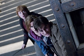 Une scène du film Harry Potter and the Deathly Hallows: Part 2 Une scène du film Harry Potter and the Deathly Hallows: Part 2