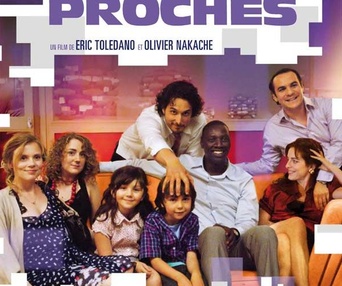 Affiche du film Tellement Proches