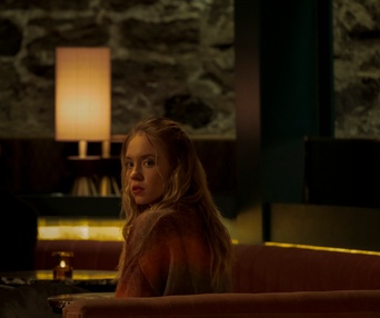 Une scène du film The Voyeurs