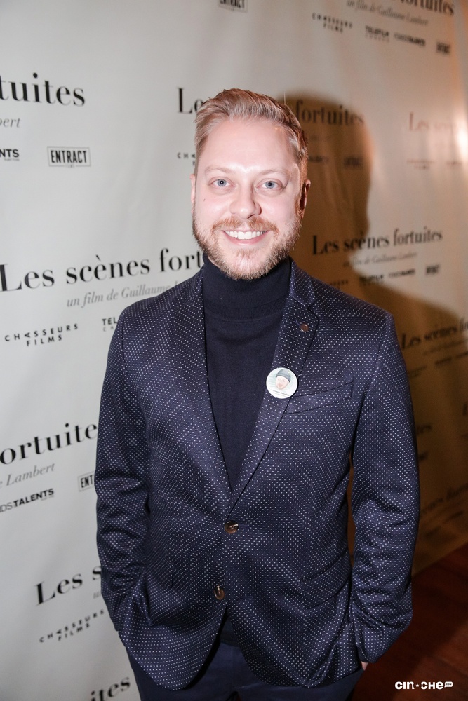 Sur le tapis rouge du film Les scènes fortuites