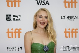 Sur le tapis rouge du film American Pastoral Sur le tapis rouge du film American Pastoral