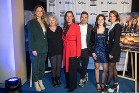 Sur le tapis rouge du film Frontières Sur le tapis rouge du film Frontières