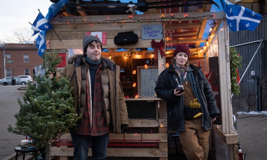 Sapin$ : Un film de Noël québécois qui n'essaie pas de vous passer un... sapin!