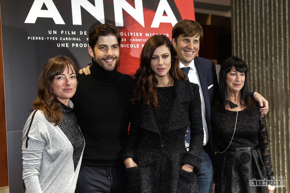 Sur le tapis rouge du film Anna