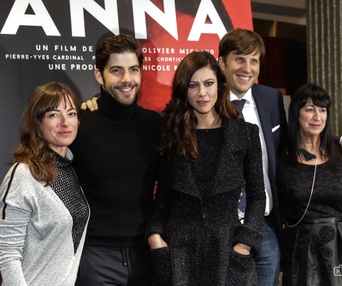Sur le tapis rouge du film Anna