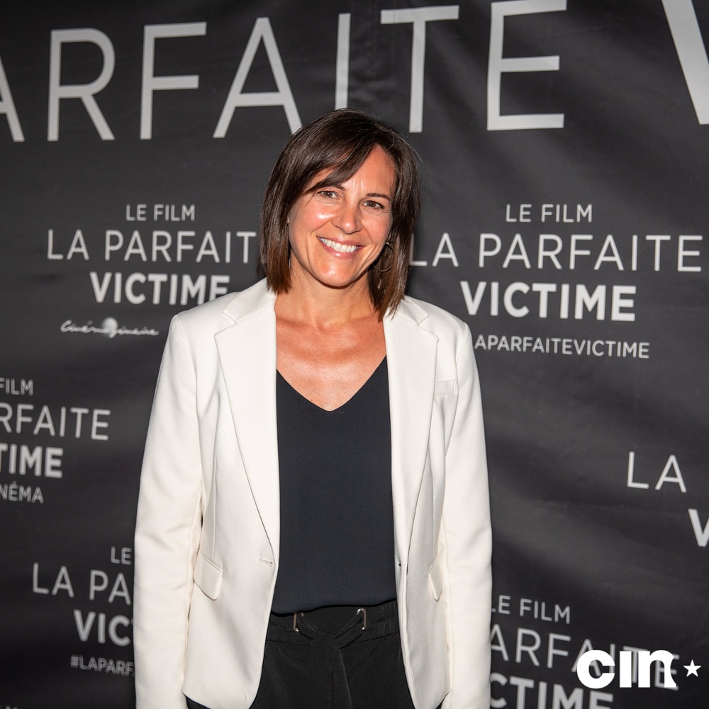 Sur le tapis rouge du film La parfaite victime